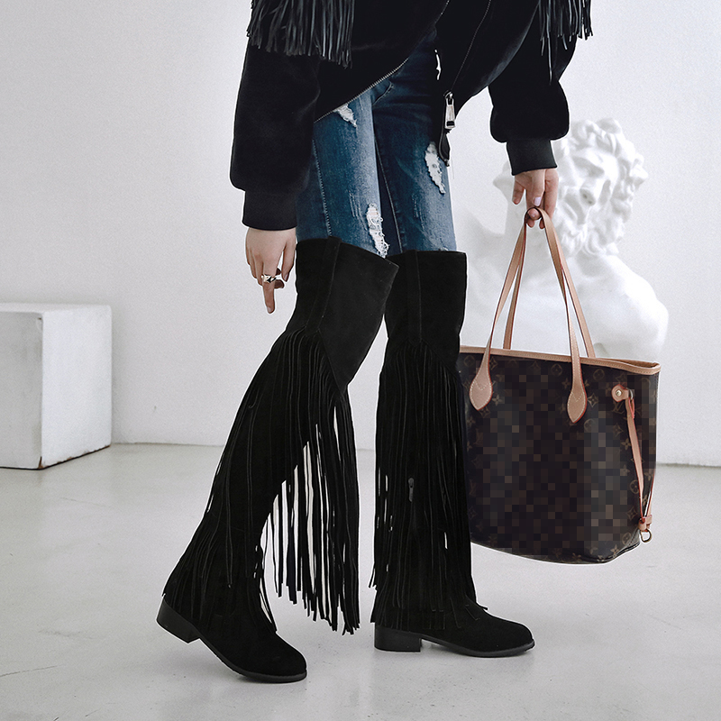 أحذية نسائية طويلة فوق الركبة  - مراجعة Winter Ethnic Fashion For Women وسعره